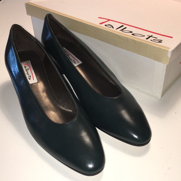 Talbots Spruce Green Heels NIB - Picture 2 of 16